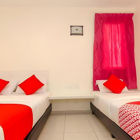 Skudai Hotel Экстерьер фото